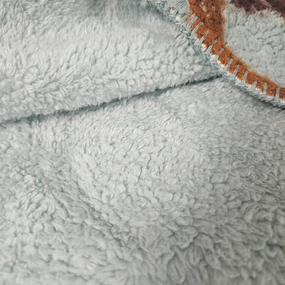 Pendleton fleece blanket - Picture 3 of 5